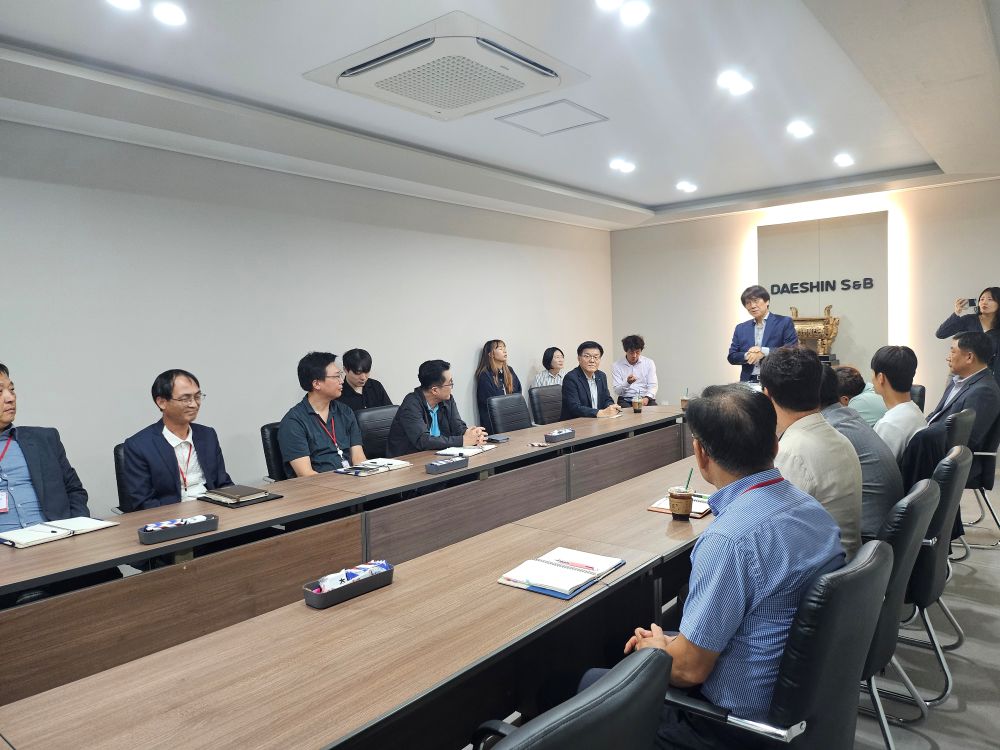 동원과학기술대학교- ㈜대신에스앤비, 친환경 에너지 히트펌프 분야 인재양성 위한 산학협력 체결 · 원문 사진 1